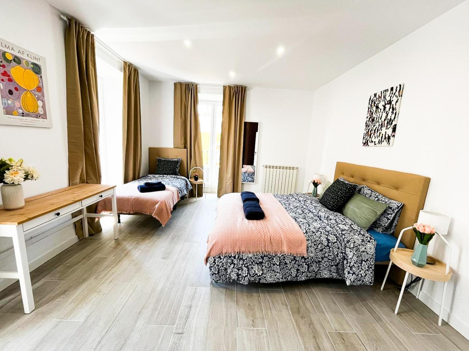Centric Rooms In Madrid Exterior photo